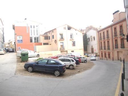 Huesca. Nuevo espacio monumental. Entre la calle Desengaño, calle Peligros y calle Canellas.